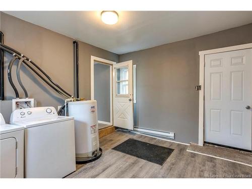 167 Adelaide St, Saint John, NB - Indoor Photo Showing Laundry Room