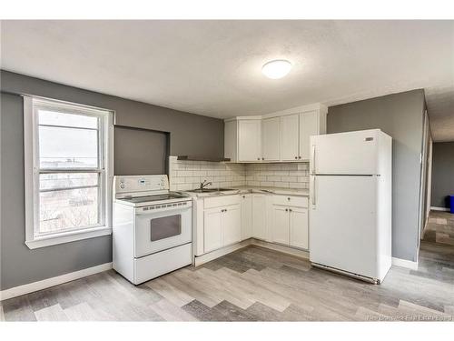 167 Adelaide St, Saint John, NB - Indoor Photo Showing Kitchen