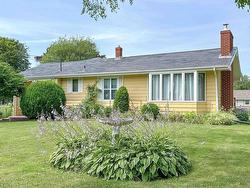 42 Roper Drive  Sherwood, PE C1A 6J2