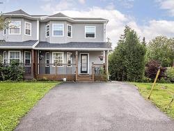 30 Yoon Court  Timberlea, NS B3T 2K4