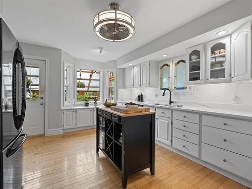 17 Oakley Avenue, Halifax, NS - Indoor Photo Showing Kitchen