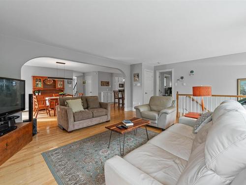 17 Oakley Avenue, Halifax, NS - Indoor Photo Showing Living Room