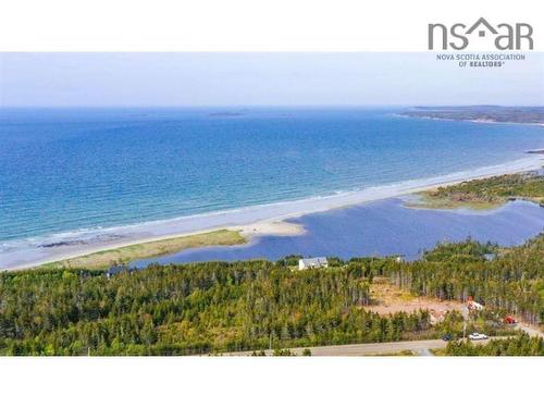 19 Lipkudamoonk Path, Clam Bay, NS 