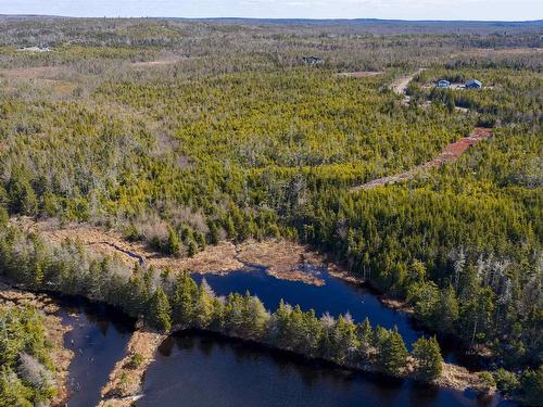 19 Lipkudamoonk Path, Clam Bay, NS 