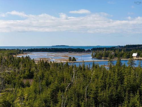19 Lipkudamoonk Path, Clam Bay, NS 