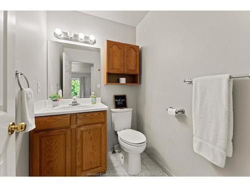 1286 Rendezvous, Windsor, ON - Indoor Photo Showing Bathroom