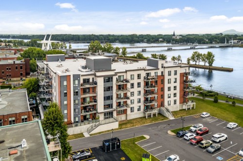Photo aérienne - 401-75 Rue Richelieu, Saint-Jean-Sur-Richelieu, QC - Outdoor With Body Of Water With View