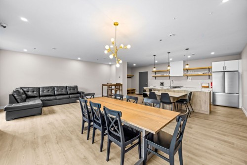 Salle communautaire - 401-75 Rue Richelieu, Saint-Jean-Sur-Richelieu, QC - Indoor Photo Showing Dining Room