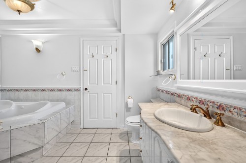 Master Bathroom - 417 Boul. Beaconsfield, Beaconsfield, QC - Indoor Photo Showing Bathroom