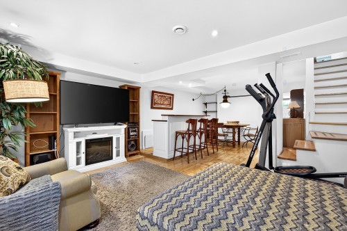 Family Room - 417 Boul. Beaconsfield, Beaconsfield, QC - Indoor Photo Showing Other Room With Fireplace