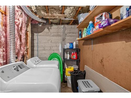 366-368 Beaconsfield Cres, Saint John, NB - Indoor Photo Showing Laundry Room