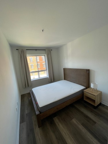 Chambre à coucher - 313-1750 Rue St-Louis, Montréal (Saint-Laurent), QC - Indoor Photo Showing Bedroom