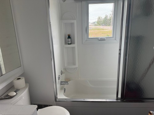 Salle de bains - 965 Ch. Du Roi, Longue-Pointe-De-Mingan, QC - Indoor Photo Showing Bathroom