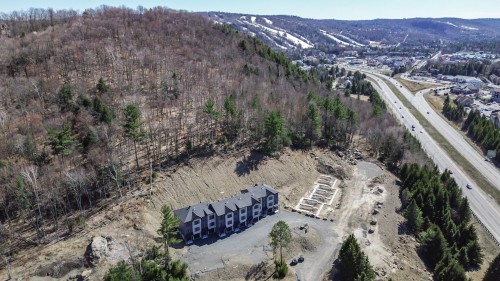 Overall view - 703 Ch. Des Conifères, Piedmont, QC - Outdoor With View