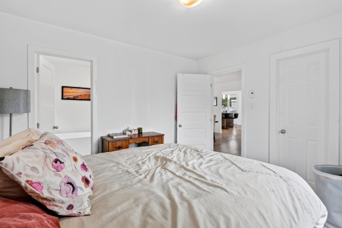 Master Bedroom - 234  - 236 Rue Ambroise-Dearden, Windsor, QC - Indoor Photo Showing Bedroom