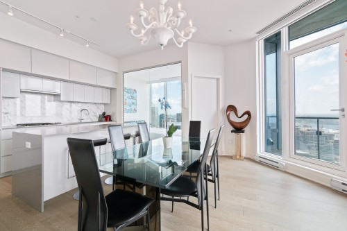 PH5303-1288 Rue St-Antoine O. , Montréal (Ville-Marie), QC H3C 0X6 5