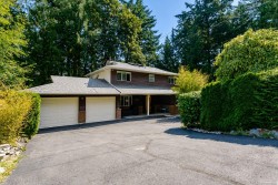 1970 Lands End Rd North Saanich, BC V8L 5J2