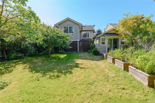 129 Moss St, Victoria, BC 