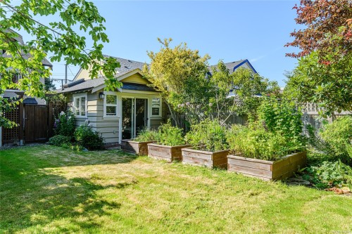 129 Moss St, Victoria, BC 