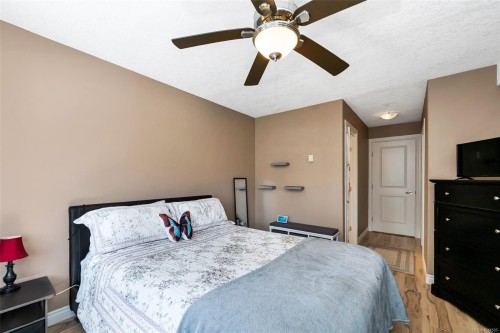 #106-650 Dobson Rd, Duncan, BC - Indoor Photo Showing Bedroom