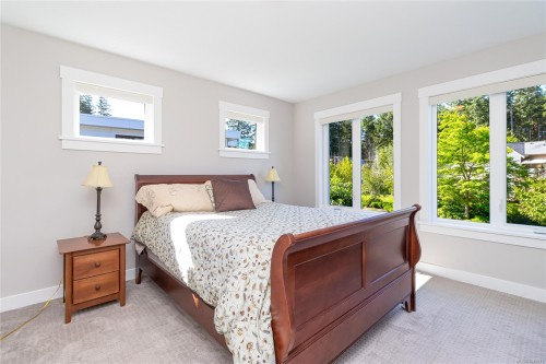 3845 Glen Oaks Dr, Nanaimo, BC 