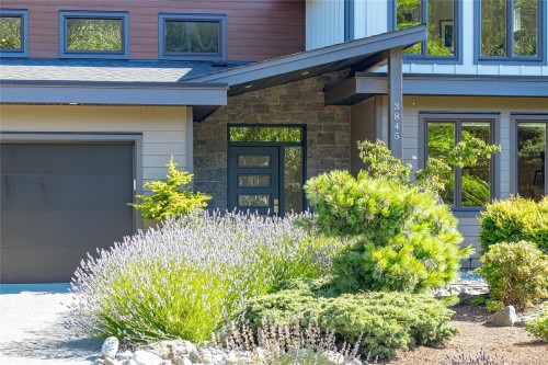 3845 Glen Oaks Dr, Nanaimo, BC 