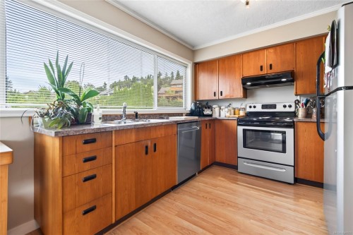 356 Rees Rd, Courtenay, BC 