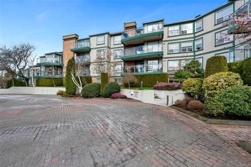 #212-899 Darwin Ave  Saanich, BC V8X 2X7
