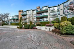 #212-899 Darwin Ave Saanich, BC V8X 2X7