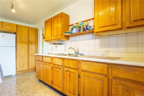 269 Matterson Dr, Ucluelet, BC 