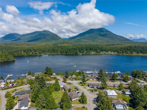 269 Matterson Dr, Ucluelet, BC 