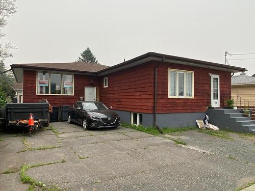 218 Powley Street  Thunder Bay, ON P7A 2K9