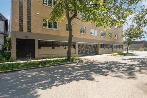 537 Ellice Ave, Winnipeg, MB - Outdoor