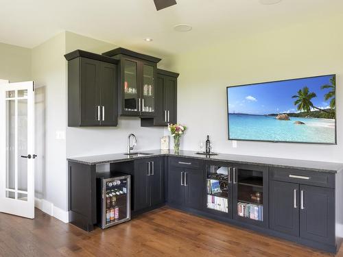 2422 Broadway Ave, Thunder Bay, ON - Indoor