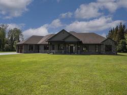 2422 Broadway Ave Thunder Bay, ON P7K 1K7