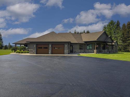 2422 Broadway Ave, Thunder Bay, ON - Outdoor