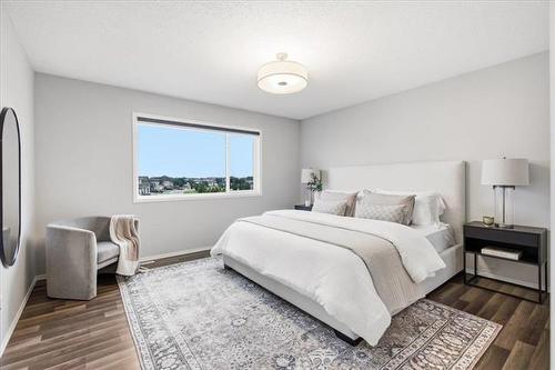 220 Thorn Dr, Winnipeg, MB - Indoor Photo Showing Bedroom