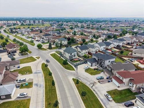 220 Thorn Dr, Winnipeg, MB - Outdoor With View