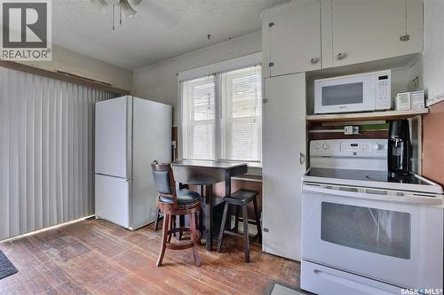 2173 Edgar Street, Regina, SK - Indoor Photo Showing Kitchen