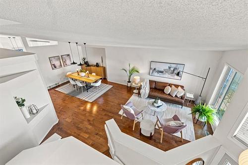 30 Wingate Crt, Winnipeg, MB - Indoor