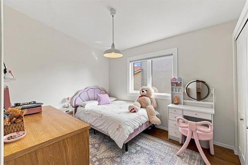30 Wingate Crt, Winnipeg, MB - Indoor Photo Showing Bedroom