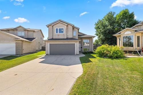 30 Wingate Crt, Winnipeg, MB - Outdoor With Facade