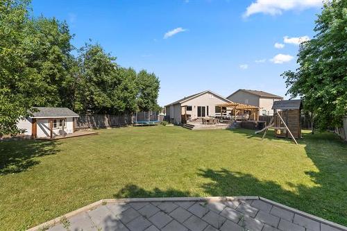 30 Wingate Crt, Winnipeg, MB - Outdoor With Deck Patio Veranda With Backyard