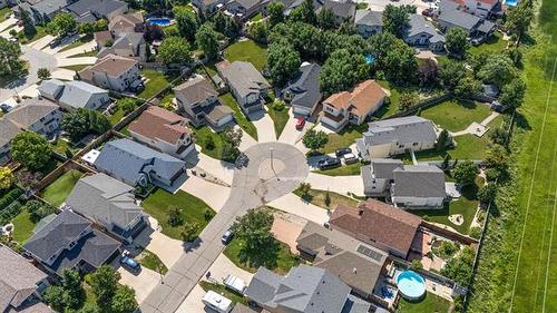 30 Wingate Crt, Winnipeg, MB - Outdoor With View