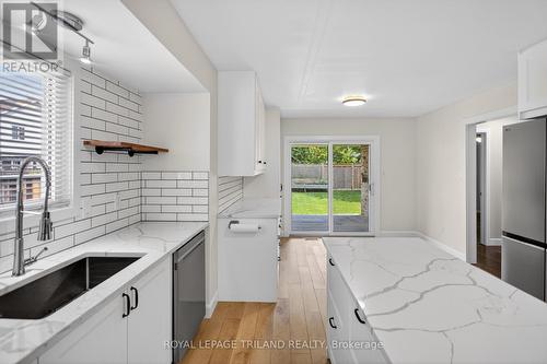 48 Cottonwood Drive, St. Thomas, ON - Indoor Photo Showing Kitchen