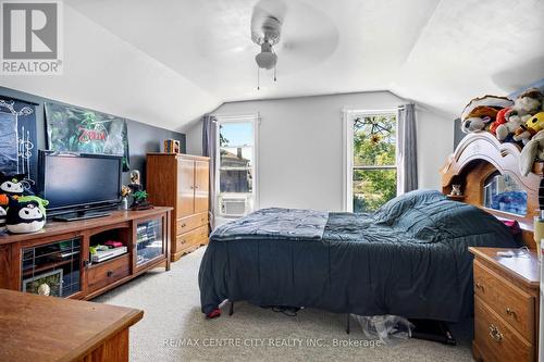56 Mitchell Street, St. Thomas, ON - Indoor Photo Showing Bedroom