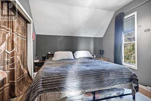 56 Mitchell Street, St. Thomas, ON - Indoor Photo Showing Bedroom