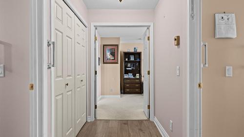 107-3815 Brown Road, West Kelowna, BC - Indoor Photo Showing Other Room