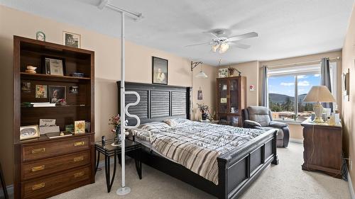 107-3815 Brown Road, West Kelowna, BC - Indoor Photo Showing Bedroom