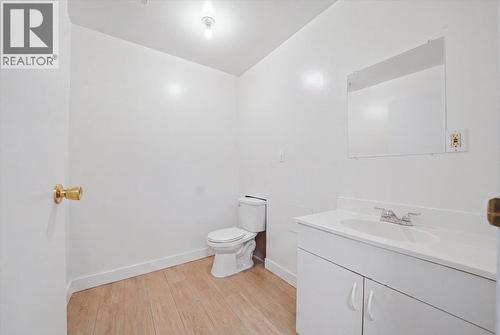 1338 Alberni Street, Vancouver, BC 